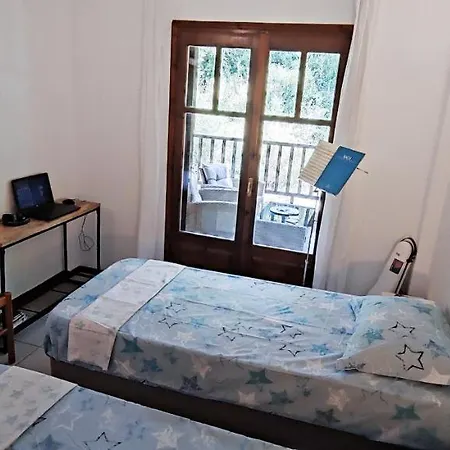 Artist Apartment *